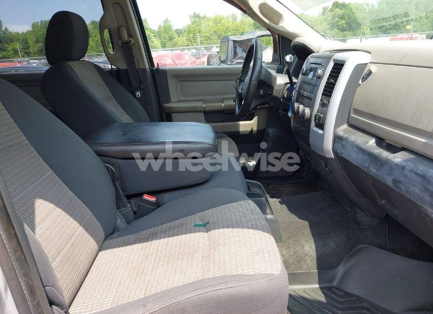 Photo 5 of 2010 Dodge Ram 1500 SLT/SPORT/TRX (VIN 1D7RV1CP3AS197393)