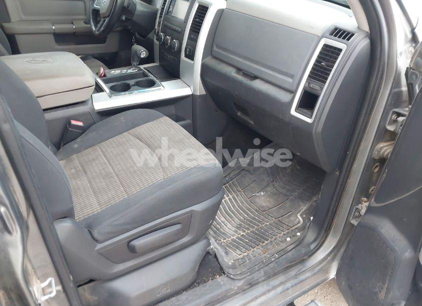Photo 5 of 2010 Dodge Ram 1500 SLT/SPORT/TRX (VIN 1D7RV1CT2AS137148)