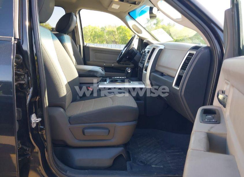 Photo 5 of 2010 Dodge Ram 1500 SLT/SPORT/TRX (VIN 1D7RV1CT2AS155391)