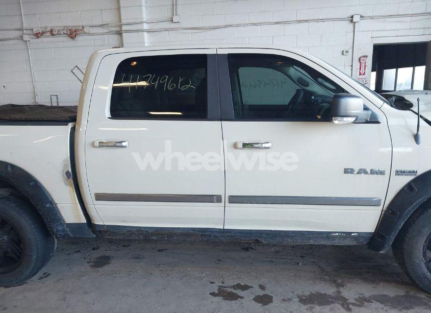 Photo 13 of 2010 Dodge Ram 1500 SLT/SPORT/TRX (VIN 1D7RV1CT5AS227488)