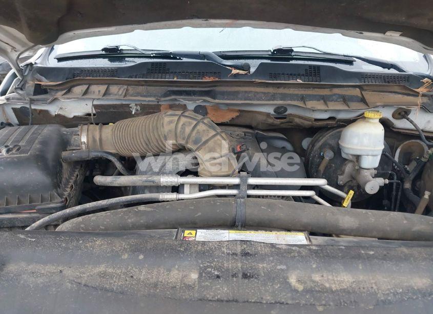 Photo 10 of 2010 Dodge Ram 1500 (VIN 1D7RV1CT6AS183985)