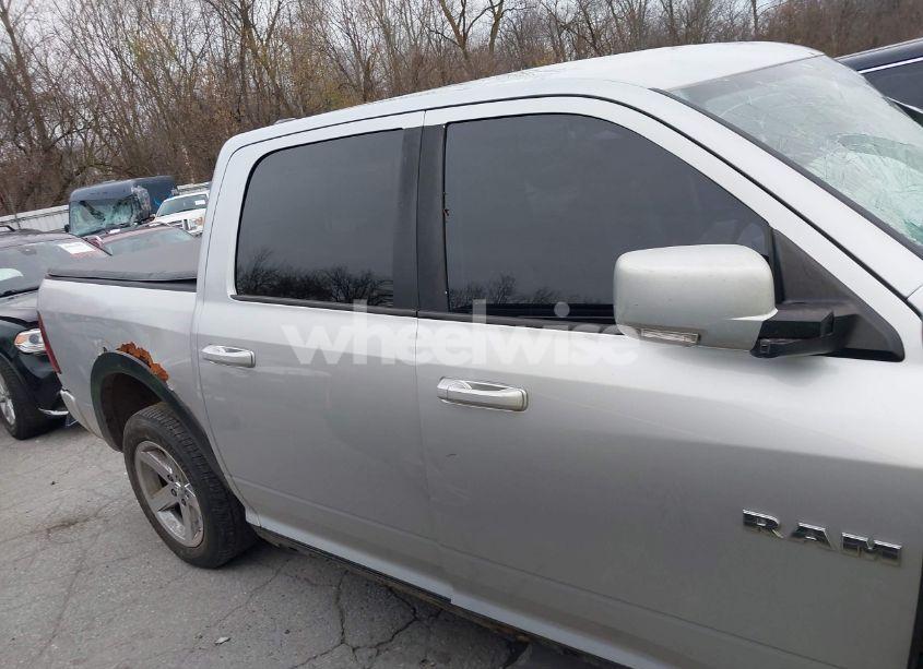 Photo 12 of 2010 Dodge Ram 1500 SLT/SPORT/TRX (VIN 1D7RV1CT7AS167701)