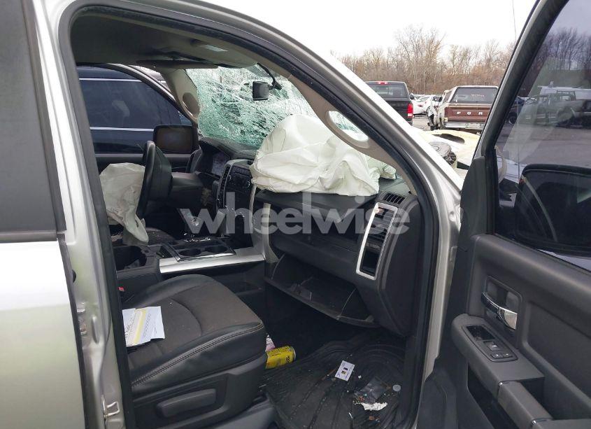 Photo 5 of 2010 Dodge Ram 1500 SLT/SPORT/TRX (VIN 1D7RV1CT7AS167701)