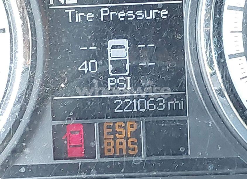 Photo 15 of 2010 Dodge Ram 1500 SLT/SPORT/TRX (VIN 1D7RV1CT8AS239196)