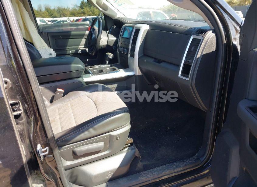 Photo 5 of 2010 Dodge Ram 1500 SLT/SPORT/TRX (VIN 1D7RV1CT9AS256346)