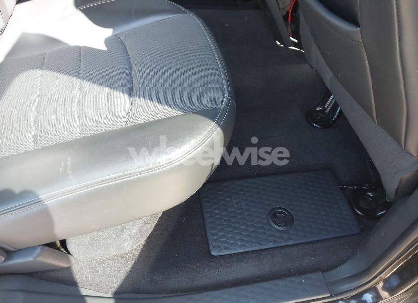 Photo 8 of 2010 Dodge Ram 1500 SLT/SPORT/TRX (VIN 1D7RV1CT9AS256346)