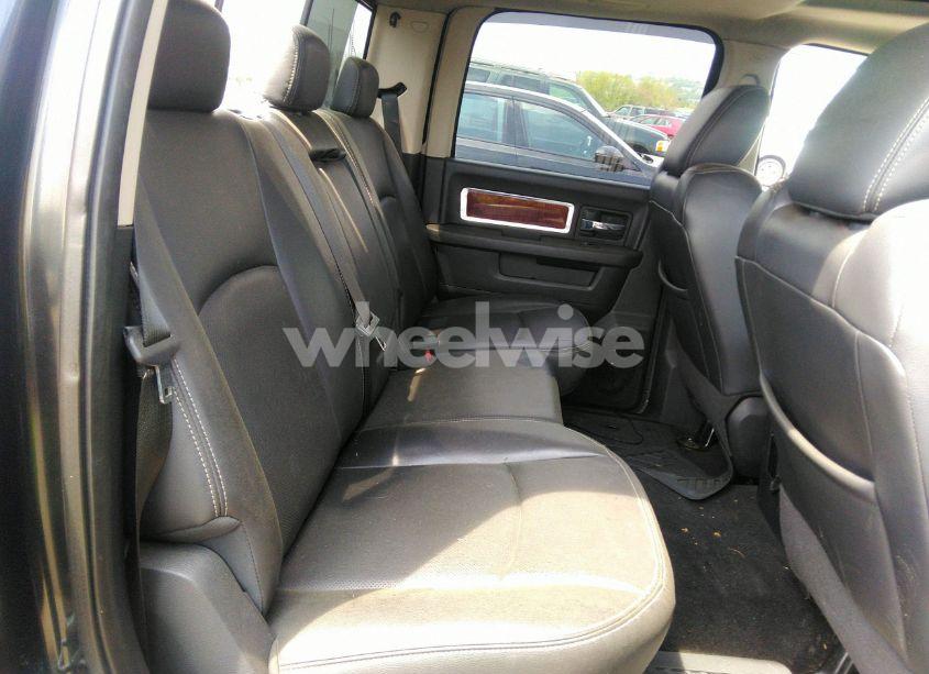 Photo 8 of 2010 Dodge Ram 1500 LARAMIE (VIN 1D7RV1CTXAS242813)