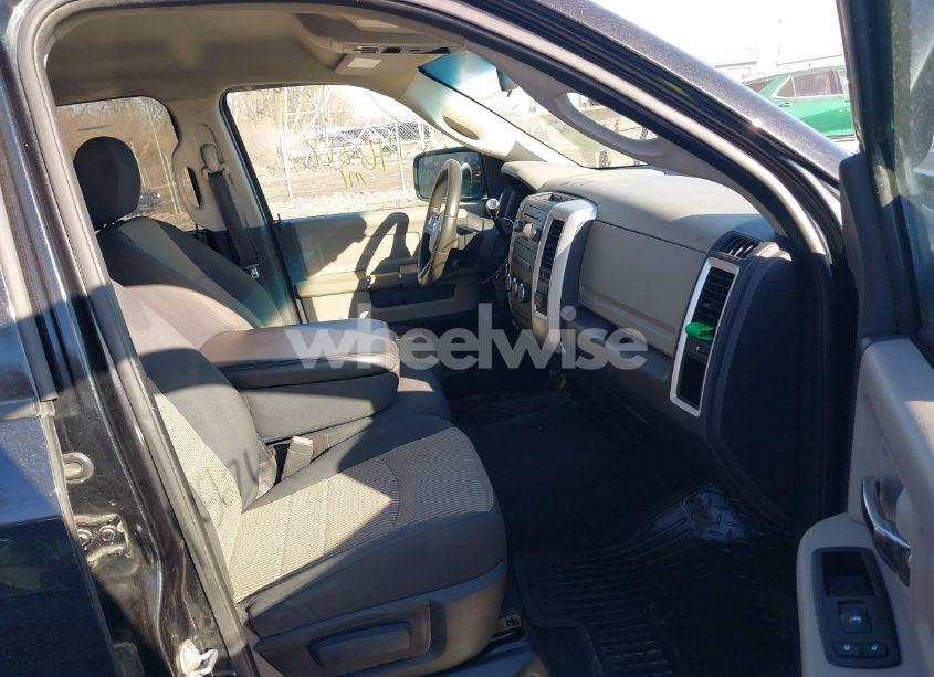 Photo 5 of 2010 Dodge Ram 1500 SLT/SPORT/TRX (VIN 1D7RV1GT0AS147347)