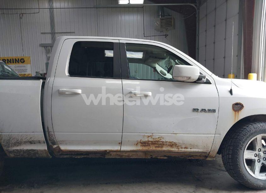 Photo 14 of 2010 Dodge Ram 1500 SLT/SPORT/TRX (VIN 1D7RV1GT1AS258232)