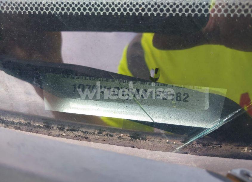 Photo 9 of 2010 Dodge Ram 1500 SLT/SPORT/TRX (VIN 1D7RV1GT6AS123182)