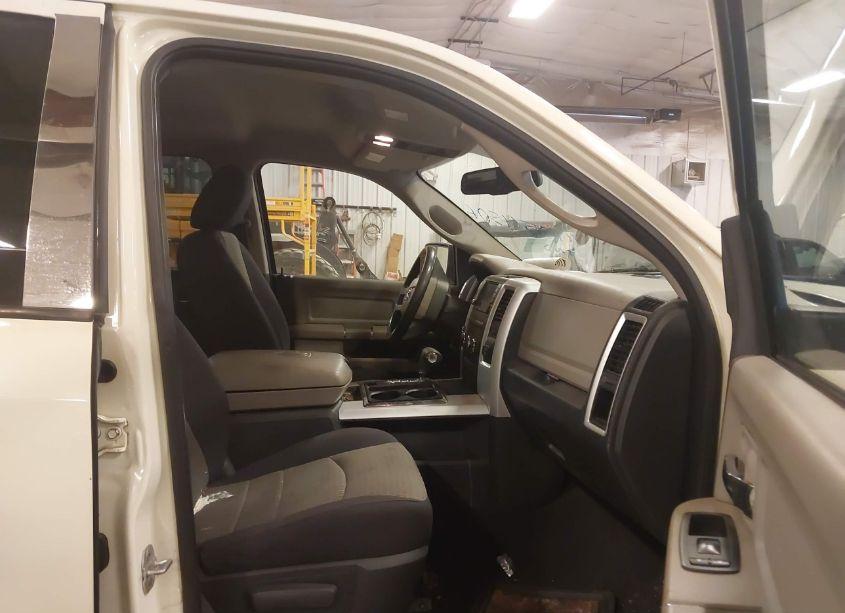 Photo 5 of 2010 Dodge Ram 1500 SLT/SPORT/TRX (VIN 1D7RV1GT6AS235030)