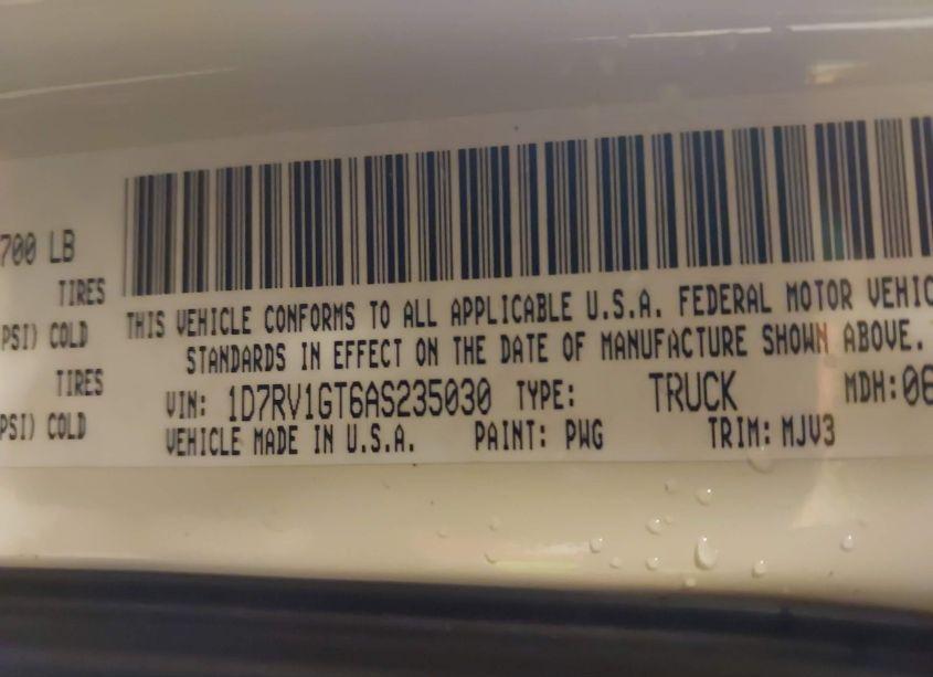 Photo 9 of 2010 Dodge Ram 1500 SLT/SPORT/TRX (VIN 1D7RV1GT6AS235030)