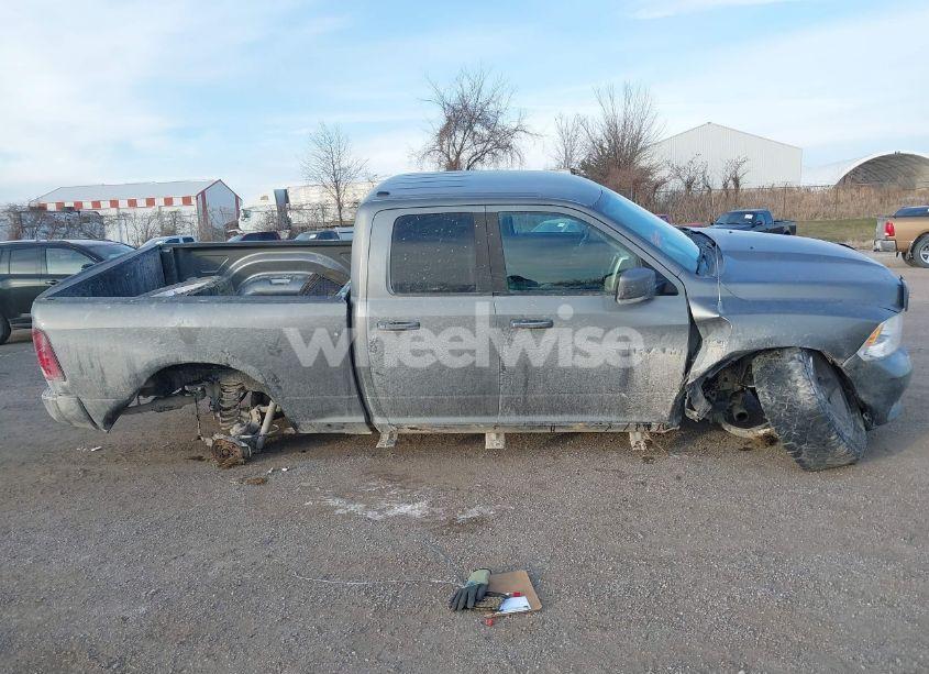 Photo 13 of 2010 Dodge Ram 1500 SLT/SPORT/TRX (VIN 1D7RV1GT9AS171789)