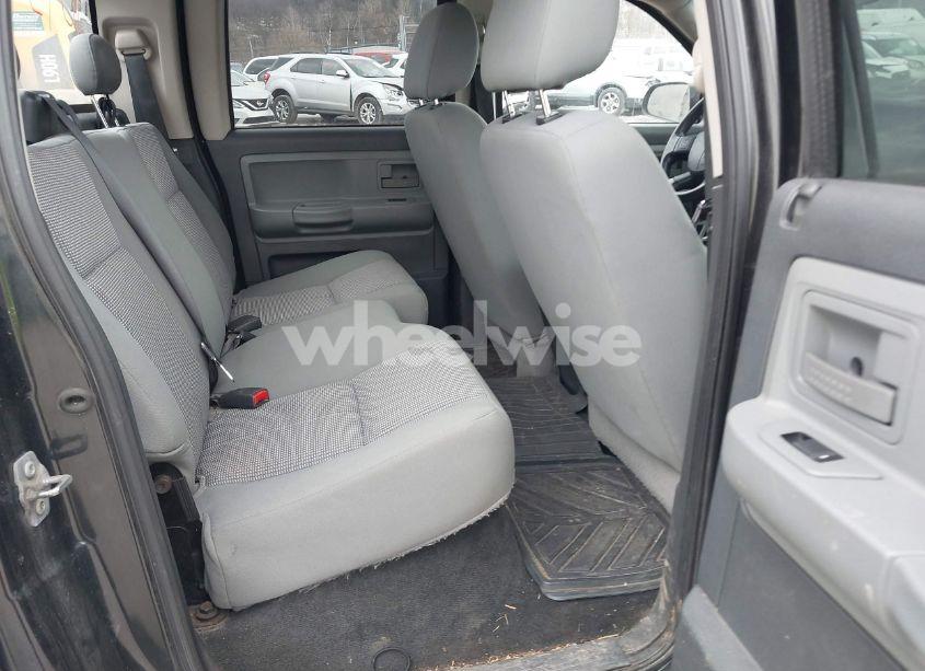 Photo 8 of 2011 Ram Dakota BIGHORN/LONESTAR (VIN 1D7RW3GK6BS611095)