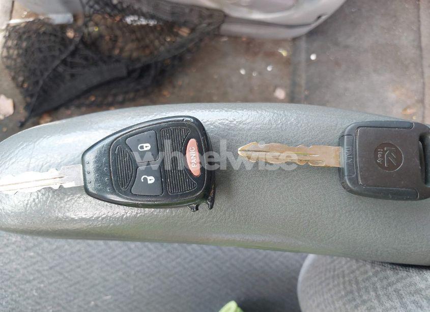 Photo 11 of 2004 Dodge Grand CARAVAN SE (VIN 1D8GP24R34B500549)