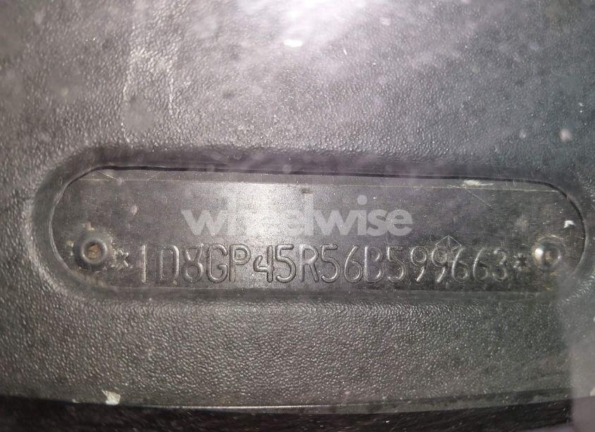 Photo 9 of 2006 Dodge Caravan SXT (VIN 1D8GP45R56B599663)