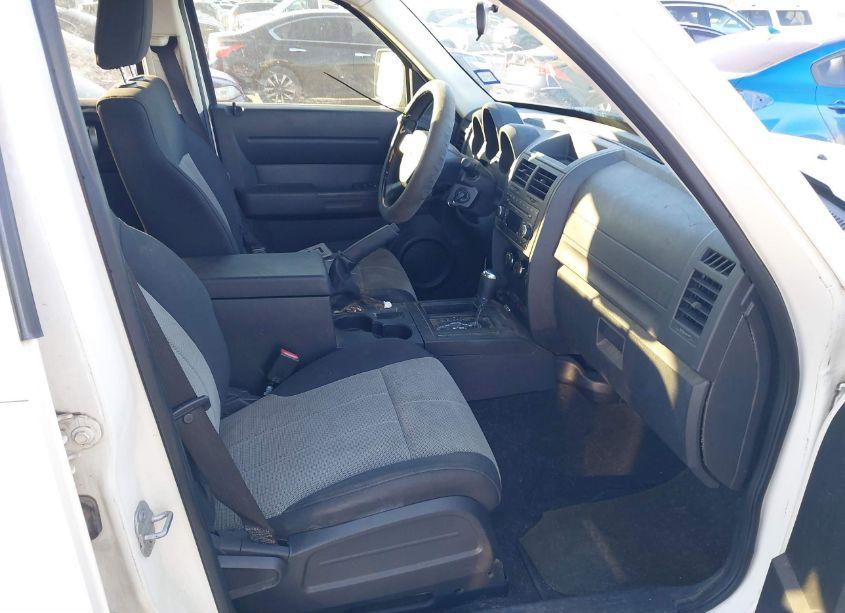 Photo 5 of 2008 Dodge Nitro SXT (VIN 1D8GT28K08W283596)