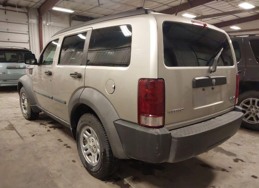 Photo 3 of 2008 Dodge Nitro SXT (VIN 1D8GU28K18W171242)