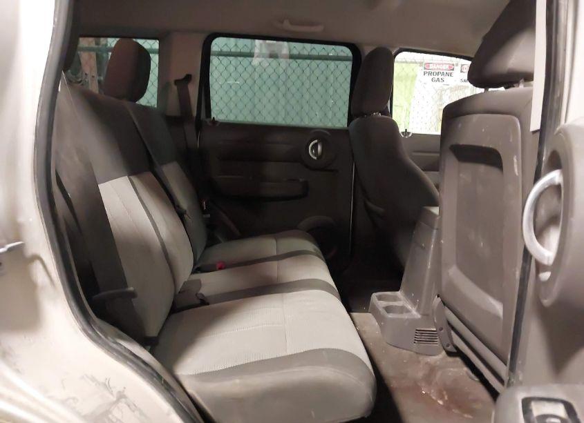 Photo 8 of 2008 Dodge Nitro SXT (VIN 1D8GU28K18W171242)