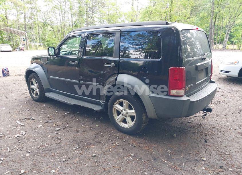 Photo 3 of 2007 Dodge Nitro SXT (VIN 1D8GU28K97W691929)