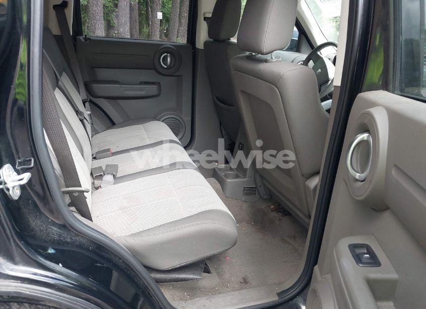 Photo 8 of 2007 Dodge Nitro SXT (VIN 1D8GU28K97W691929)