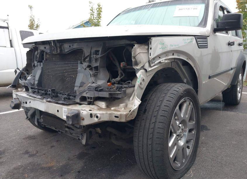 Photo 6 of 2008 Dodge Nitro SXT (VIN 1D8GU28K98W231493)