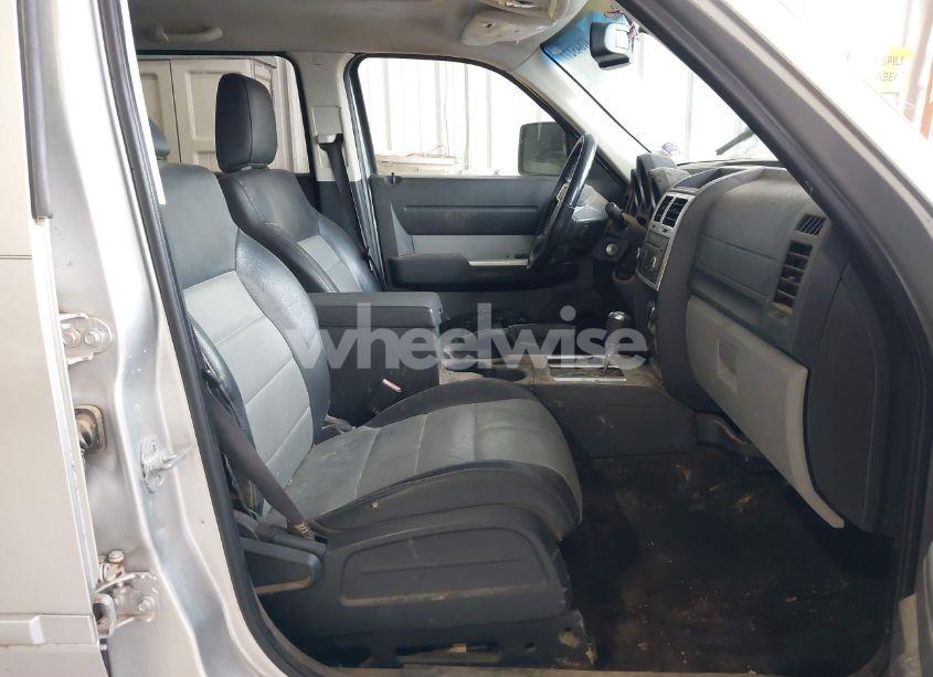Photo 5 of 2008 Dodge Nitro SLT/RT (VIN 1D8GU58K48W150872)