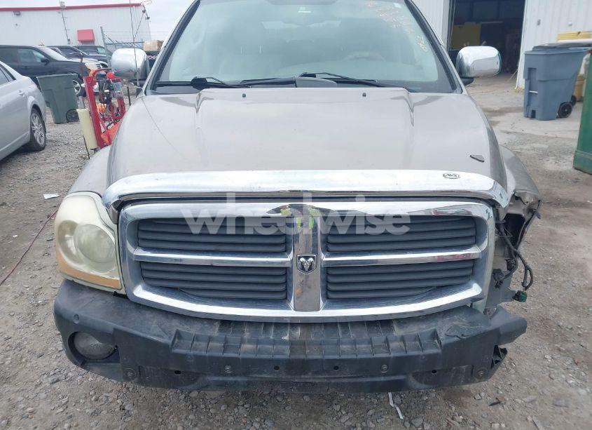 Photo 13 of 2005 Dodge Durango LIMITED (VIN 1D8HD58D15F518202)
