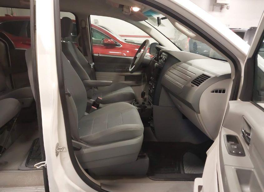 Photo 5 of 2009 Dodge Grand CARAVAN SE (VIN 1D8HN44E19B504836)