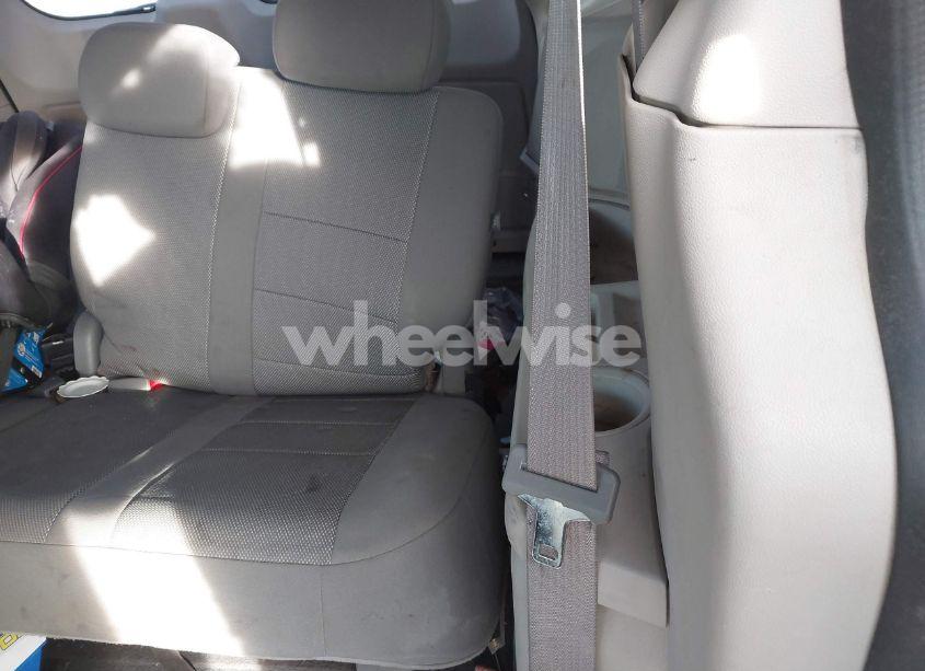 Photo 8 of 2008 Dodge Grand CARAVAN SE (VIN 1D8HN44H78B139314)
