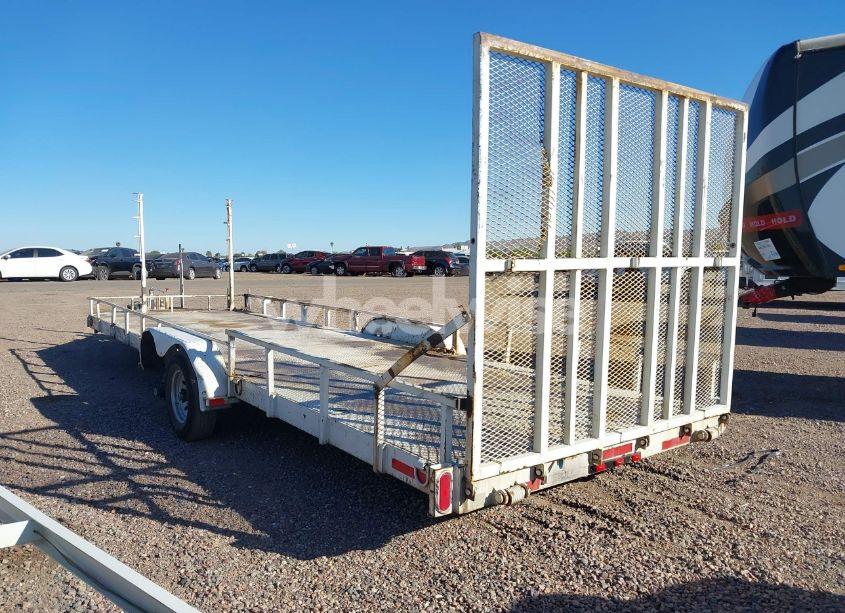 Photo 3 of 2005 Drake Trailer N/A (VIN 1D9BU30295P472290)