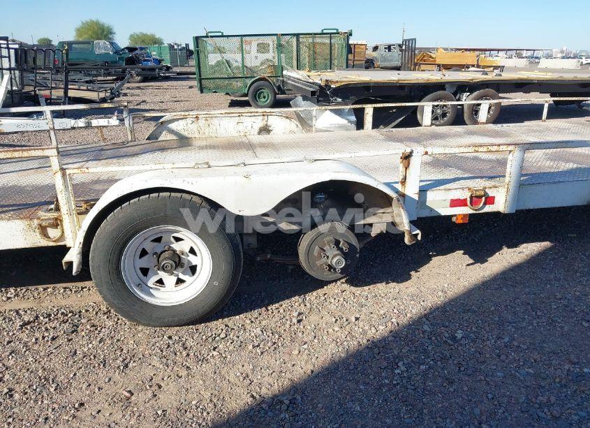 Photo 6 of 2005 Drake Trailer N/A (VIN 1D9BU30295P472290)