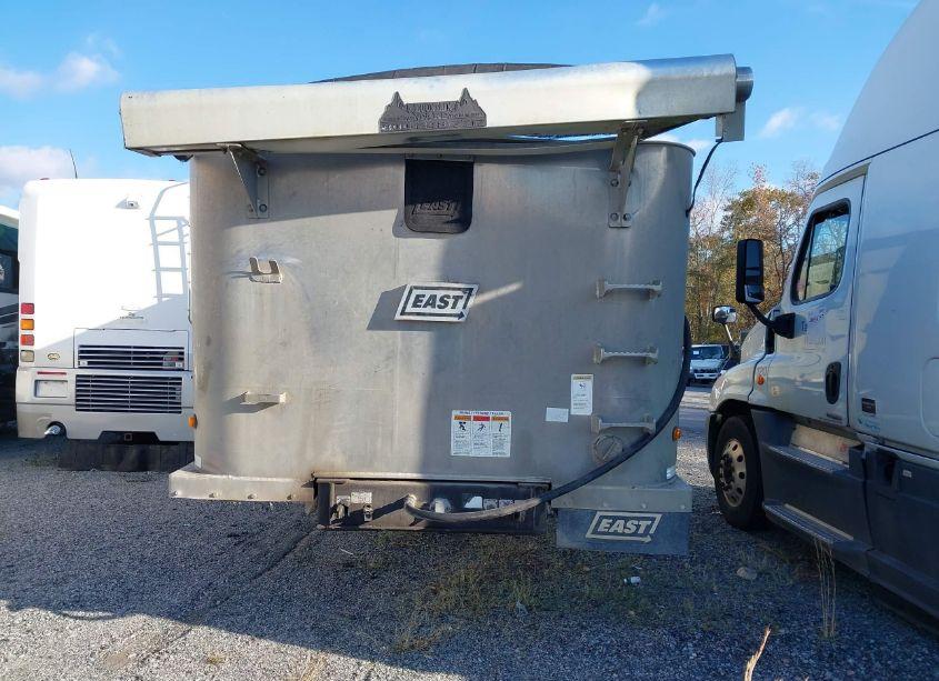 Photo 10 of 2012 East Manufacturing TANDEM (VIN 1E1D1N289CRK46931)