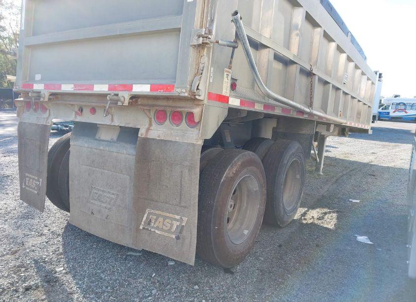 Photo 4 of 2012 East Manufacturing TANDEM (VIN 1E1D1N289CRK46931)