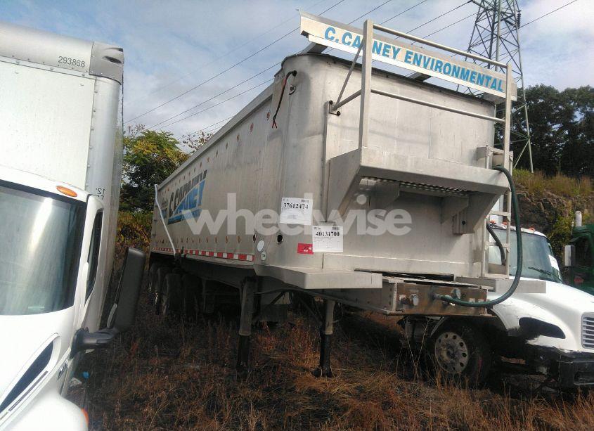 2005 East Manufacturing SEMI (VIN 1E1D2P3875RE34385) main photo