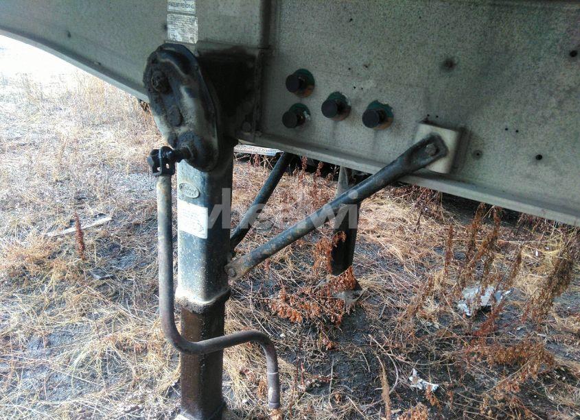 Photo 10 of 2005 East Manufacturing SEMI (VIN 1E1D2P3875RE34385)