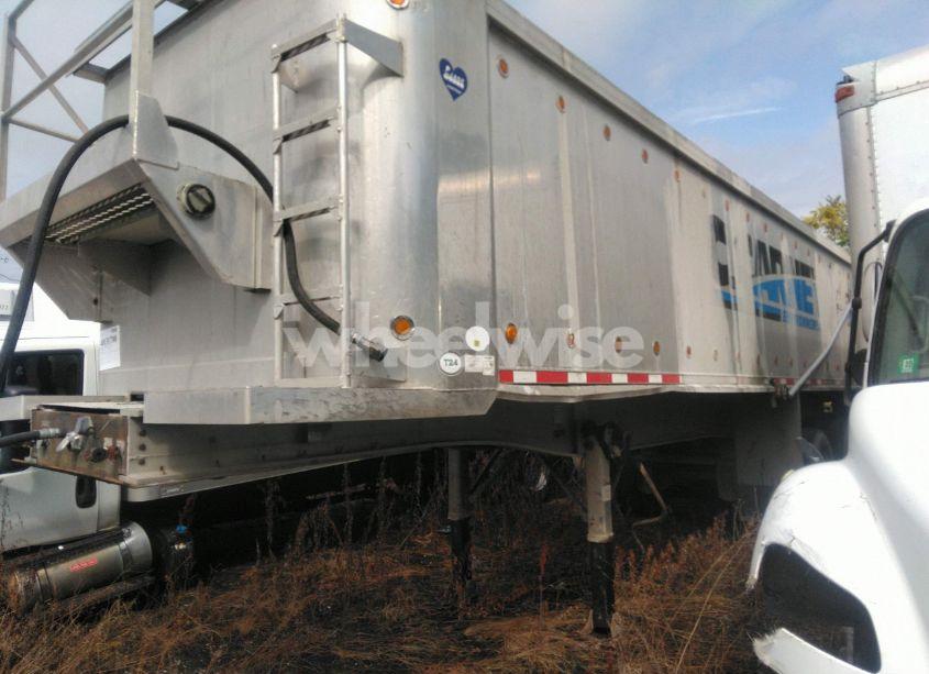 Photo 3 of 2005 East Manufacturing SEMI (VIN 1E1D2P3875RE34385)