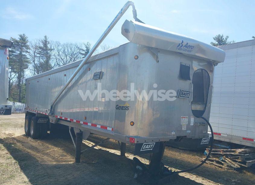2018 East Manufacturing DUMP TRAILER (VIN 1E1F9P288JR062290) main photo