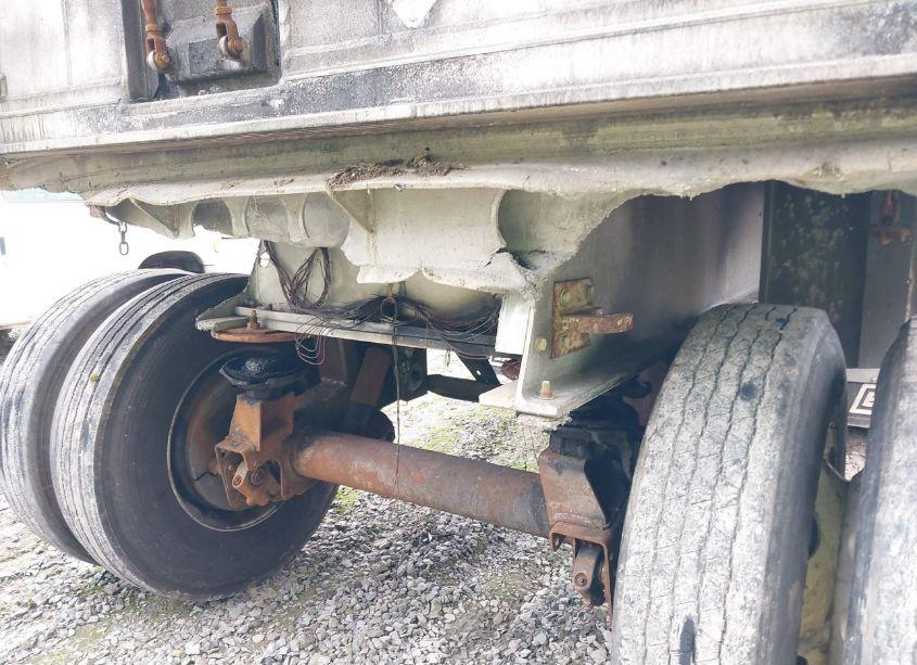 Photo 12 of 2017 East Manufacturing UNKNOWN (VIN 1E1F9U284HR058388)