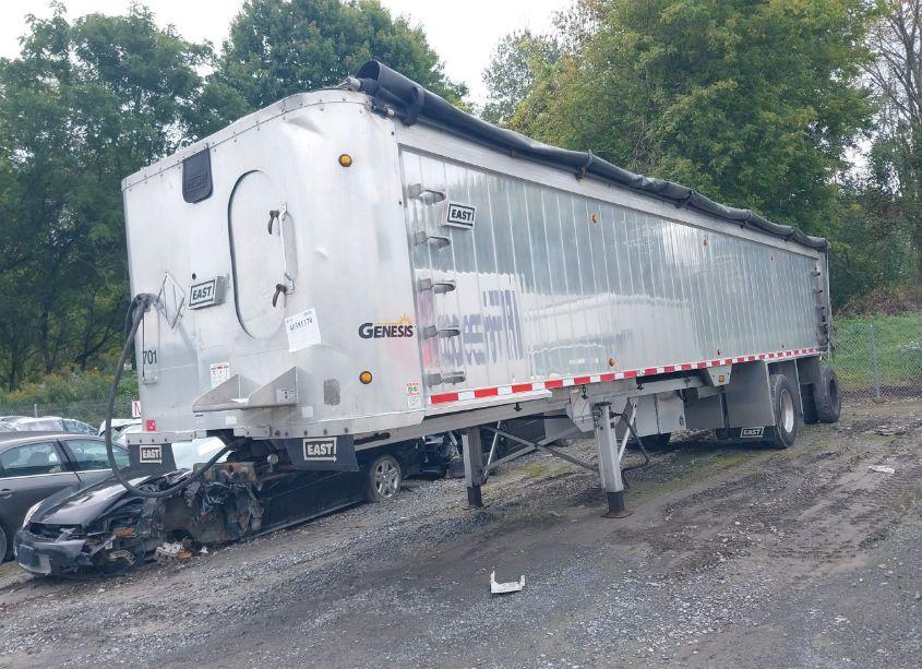 Photo 2 of 2017 East Manufacturing UNKNOWN (VIN 1E1F9U284HR058388)