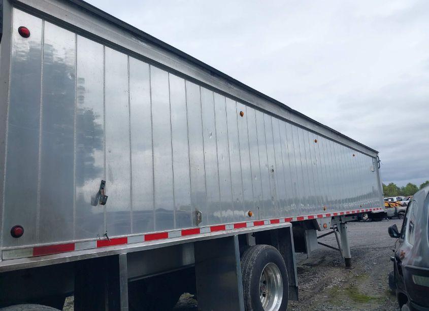 Photo 5 of 2017 East Manufacturing UNKNOWN (VIN 1E1F9U284HR058388)