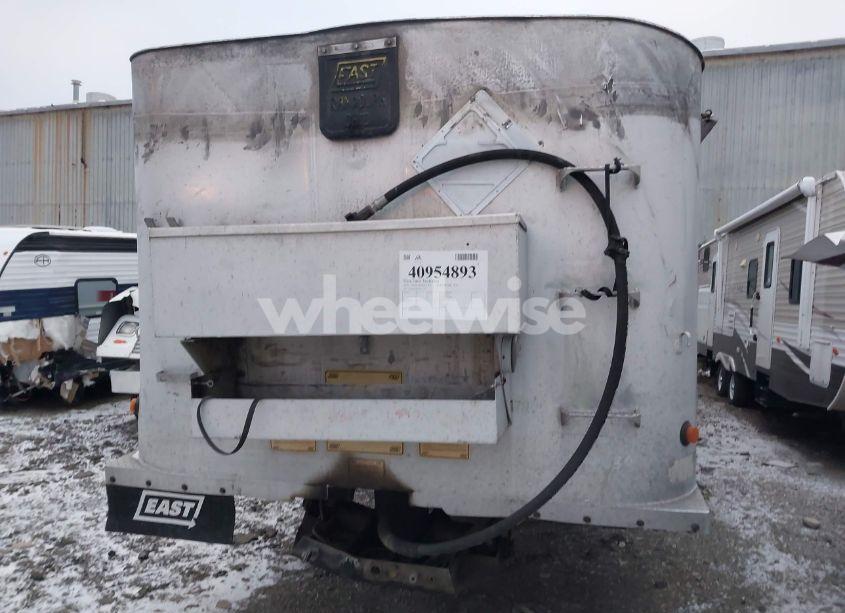 Photo 11 of 1997 East Manufacturing EAST MANUFACTURING (VIN 1E1F9U289VRG21479)