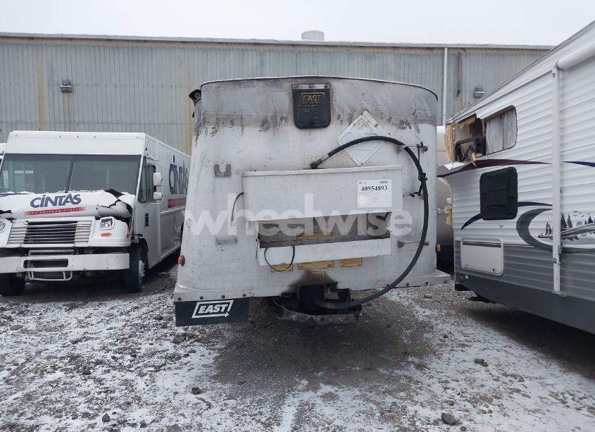 Photo 12 of 1997 East Manufacturing EAST MANUFACTURING (VIN 1E1F9U289VRG21479)