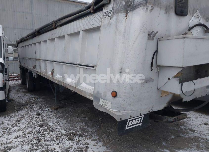 Photo 13 of 1997 East Manufacturing EAST MANUFACTURING (VIN 1E1F9U289VRG21479)