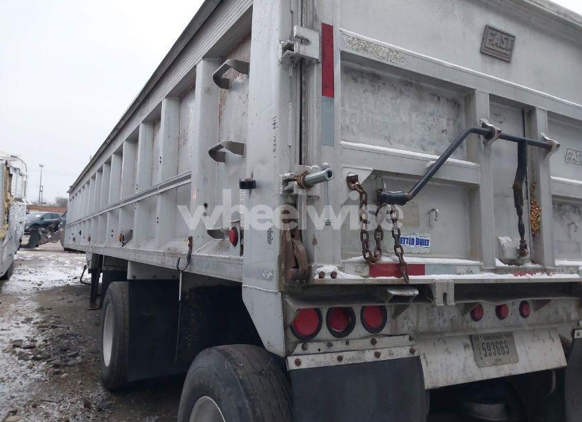 Photo 3 of 1997 East Manufacturing EAST MANUFACTURING (VIN 1E1F9U289VRG21479)