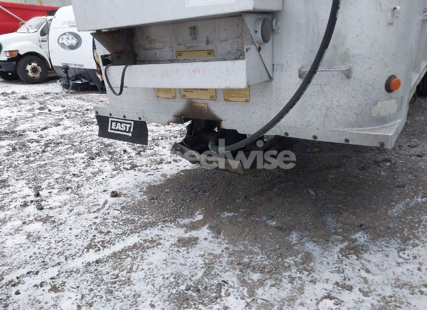 Photo 5 of 1997 East Manufacturing EAST MANUFACTURING (VIN 1E1F9U289VRG21479)