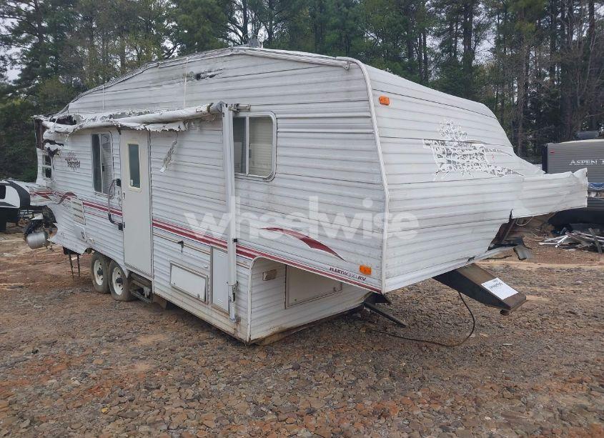 2000 Fleetwood Terravac (VIN 1EA5J2720Y4087069) main photo