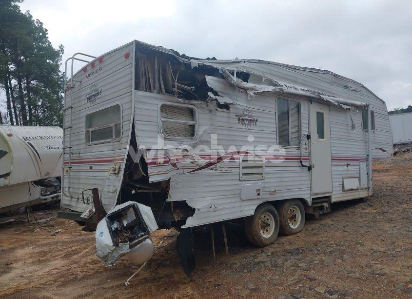 Photo 4 of 2000 Fleetwood Terravac (VIN 1EA5J2720Y4087069)