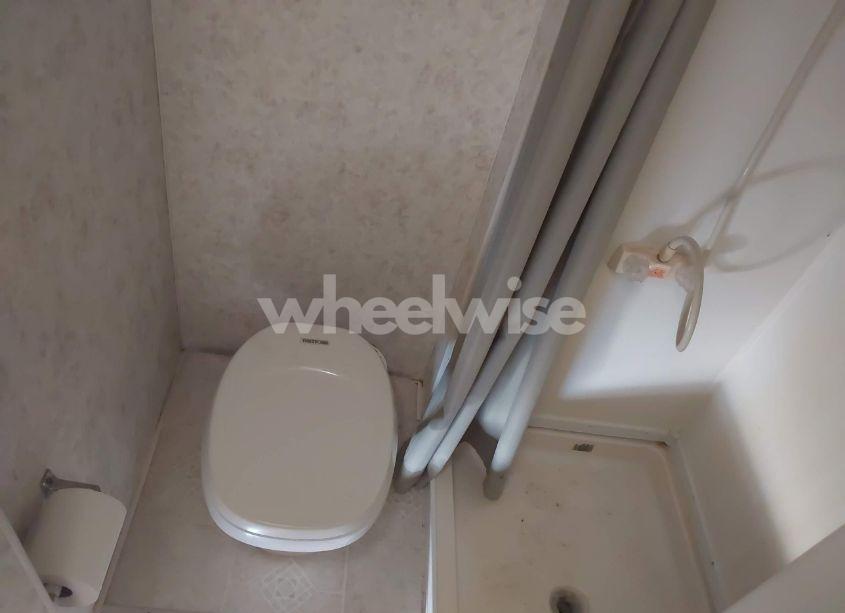 Photo 7 of 2001 Fleetwood Terry (VIN 1EA5J272414090028)