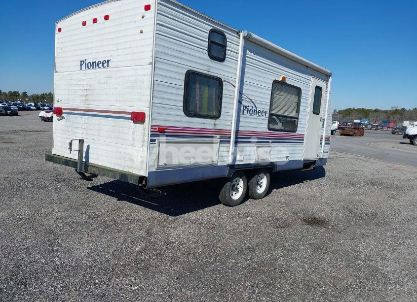 Photo 4 of 2005 Pioneer 18t6 (VIN 1EB1T182854005467)